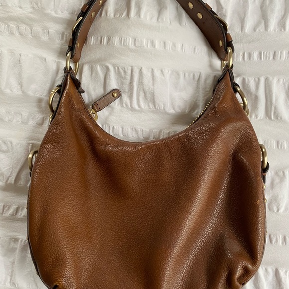 Michael Kors Camel Handbag with gold accents - Picture 4 of 4